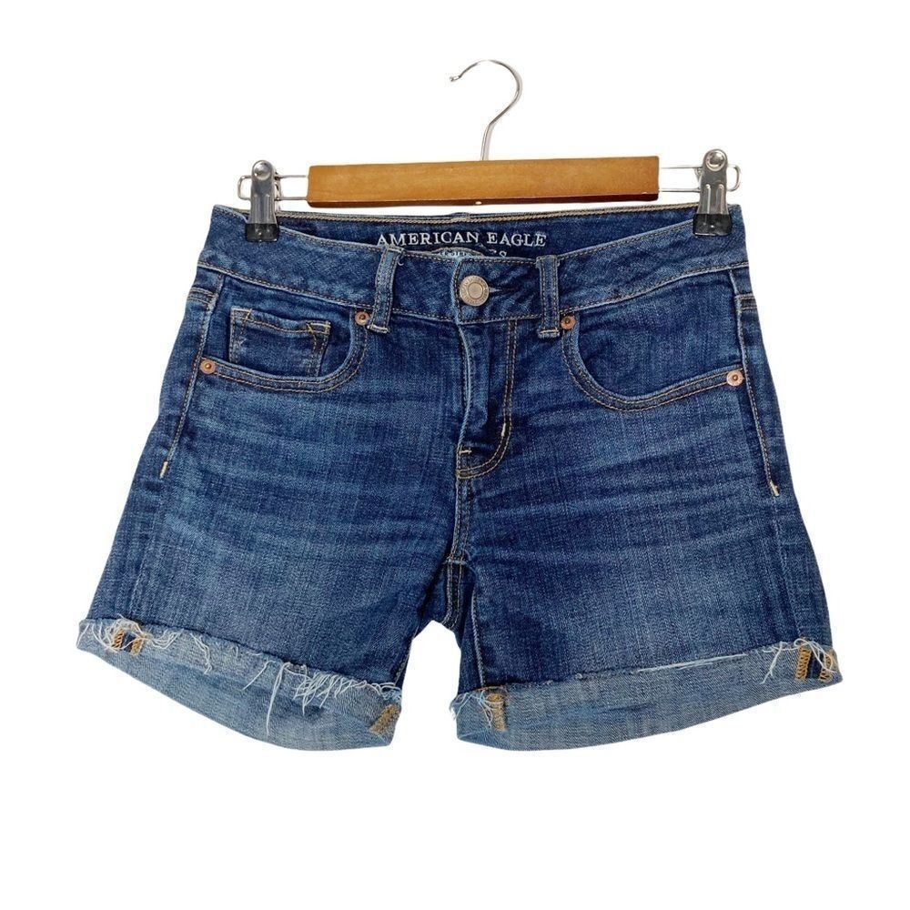AE | Midi Demin Shorts - Picture 2 of 8